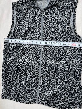 Vince Camuto Black and Gray Leopard Zip-Front One-Piece